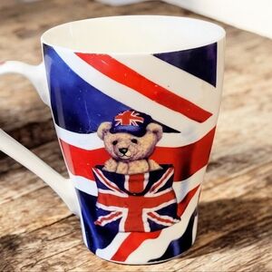 Leonardo Collection Union Jack Teddy Bear Tour of Britian